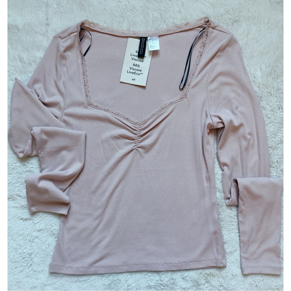 NEW H&M | Lace-Trimmed Rib Top - Picture 4 of 9